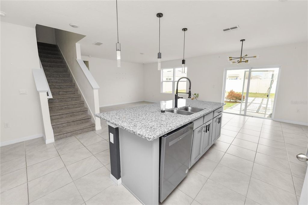 Image 9 of property listing at 3935 PALAZZO PLACE, Winter Haven, FL 33884