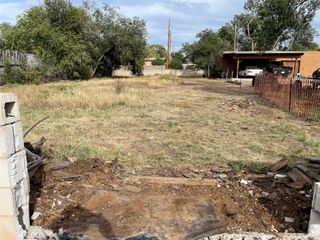 1513 Cochiti Street, Santa Fe, NM 87505