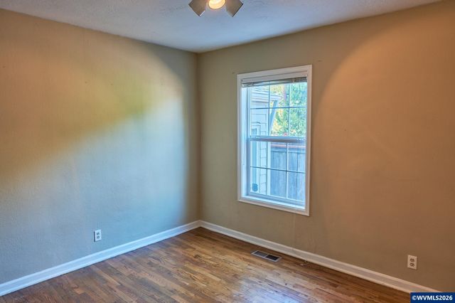 145 Leffelle St S, Salem, OR 97302