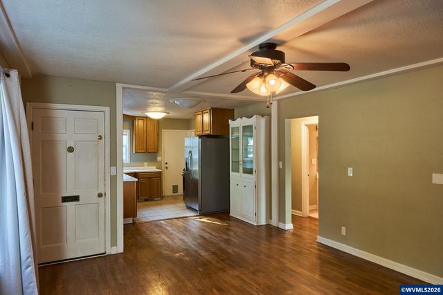 145 Leffelle St S, Salem, OR 97302