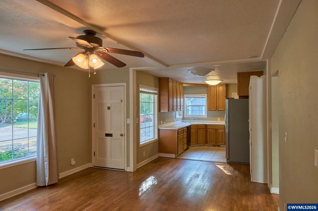 145 Leffelle St S, Salem, OR 97302