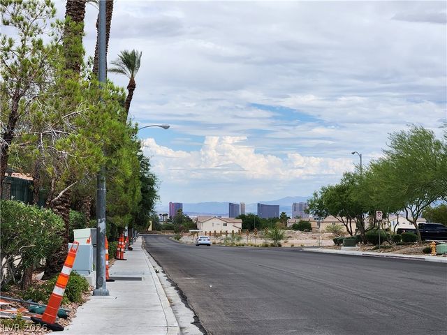 8410 Eldora Avenue 1071, Las Vegas, NV 89117