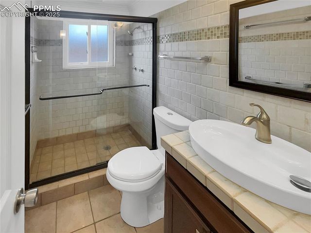 3706 N Chestnut Street, Colorado Springs, CO 80907