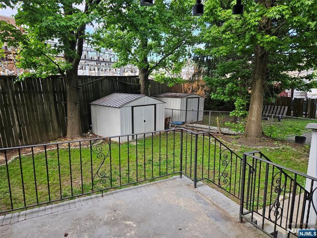 281 Marion Avenue, Cliffside Park, NJ 07010