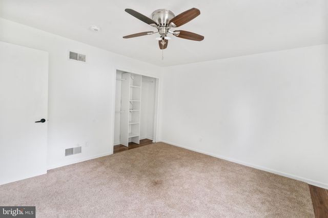 10 PENNWICK DR, Lititz, PA 17543