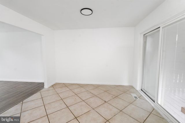 10 PENNWICK DR, Lititz, PA 17543