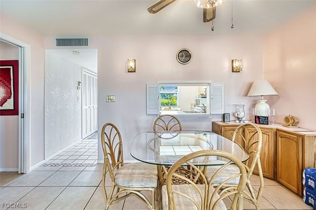 6102 Augusta DR 115, Fort Myers, FL 33907