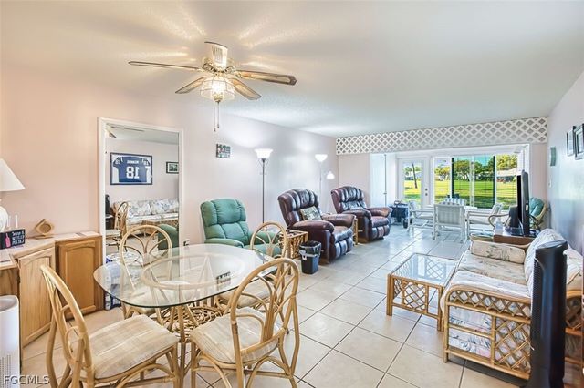 6102 Augusta DR 115, Fort Myers, FL 33907