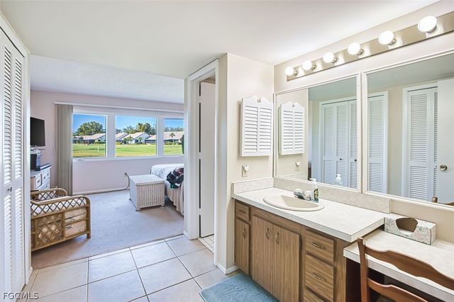 6102 Augusta DR 115, Fort Myers, FL 33907