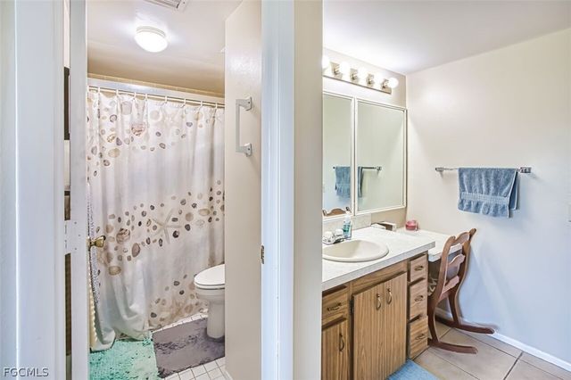 6102 Augusta DR 115, Fort Myers, FL 33907