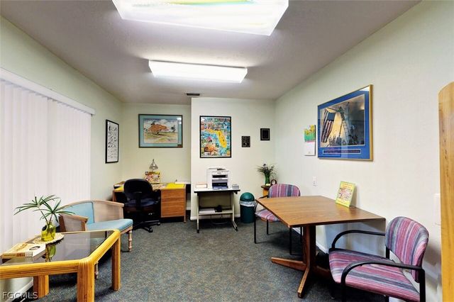 6102 Augusta DR 115, Fort Myers, FL 33907