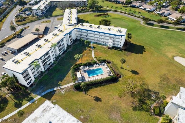 6102 Augusta DR 115, Fort Myers, FL 33907