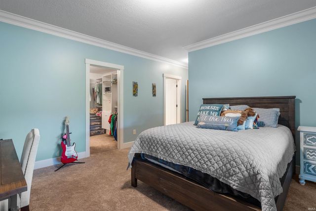 12502 Kress Road, Roanoke, IN 46783