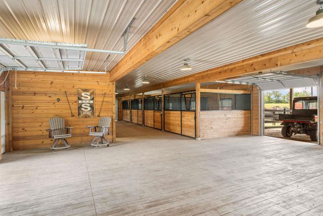 12502 Kress Road, Roanoke, IN 46783