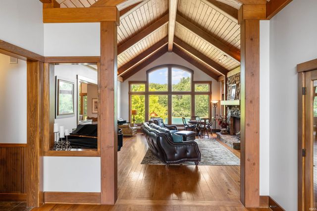 12502 Kress Road, Roanoke, IN 46783