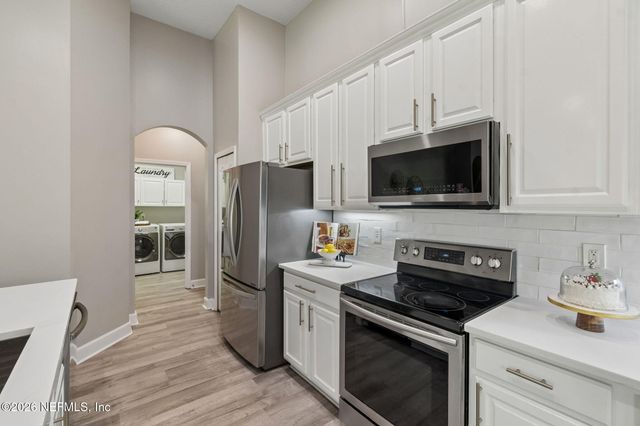 5991 WAKULLA SPRINGS Road, Jacksonville, FL 32258