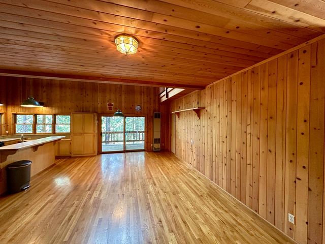 2723 Navajo Dr, Arnold, CA 95223