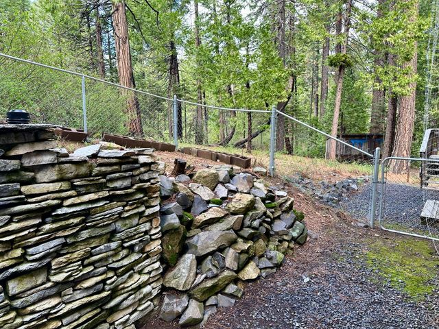 2723 Navajo Dr, Arnold, CA 95223