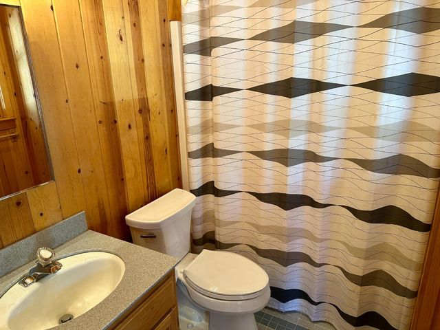 2723 Navajo Dr, Arnold, CA 95223