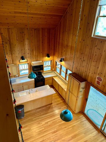 2723 Navajo Dr, Arnold, CA 95223