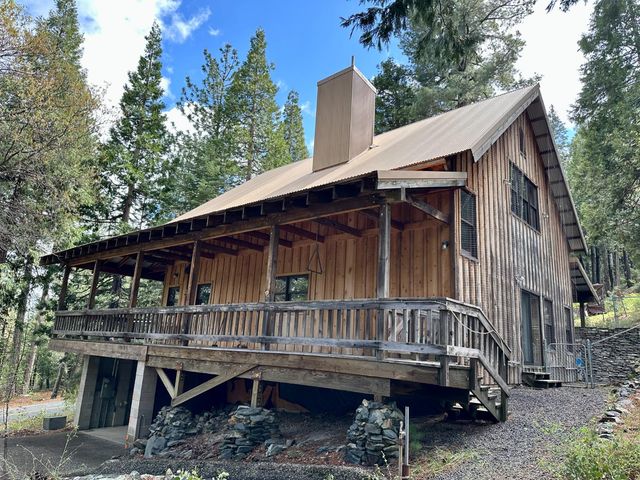 2723 Navajo Dr, Arnold, CA 95223