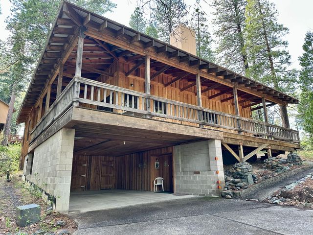 2723 Navajo Dr, Arnold, CA 95223