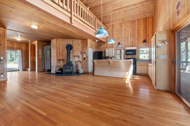 2723 Navajo Dr, Arnold, CA 95223