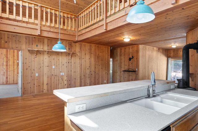 2723 Navajo Dr, Arnold, CA 95223