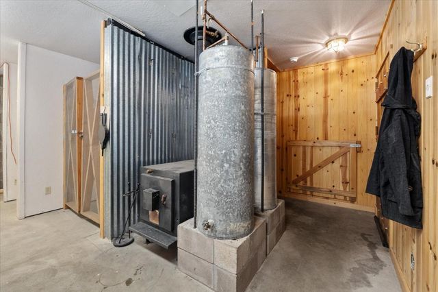 2723 Navajo Dr, Arnold, CA 95223