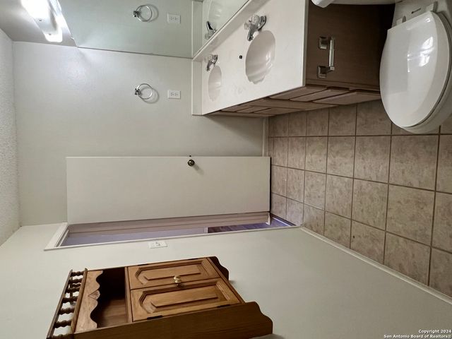 21614 Longwood, San Antonio, TX 78259