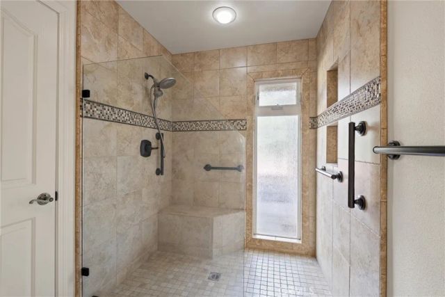 6090 Rossi Way, Paradise, CA 95969