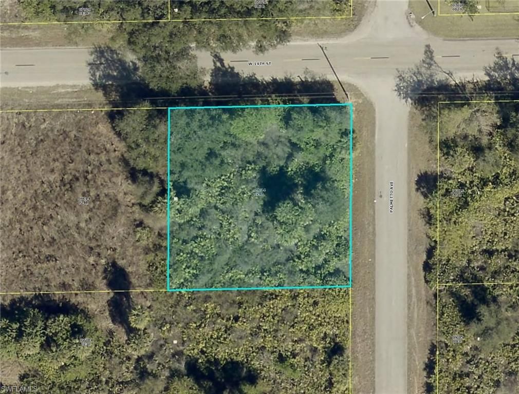 901 W 14th ST, LEHIGH ACRES, FL 33972 — exterior
