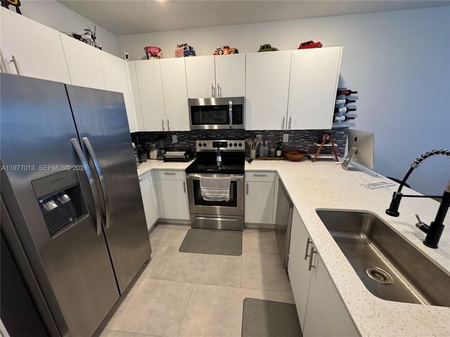 2604 SE 19th Street, Homestead, FL 33035