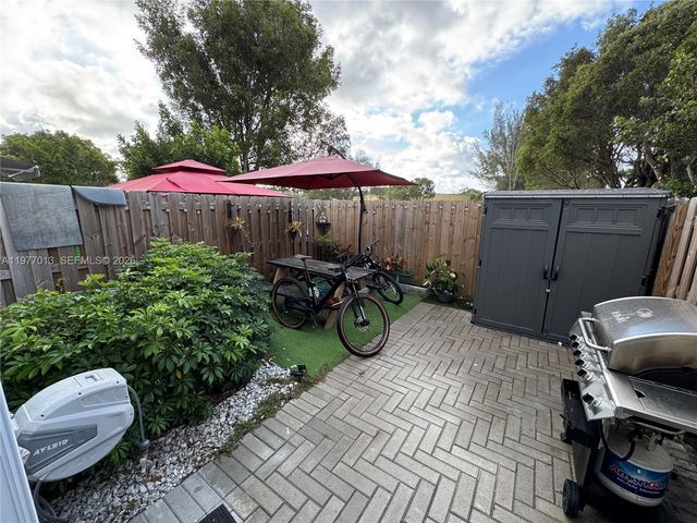 2604 SE 19th Street, Homestead, FL 33035