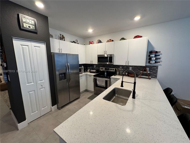 2604 SE 19th Street, Homestead, FL 33035
