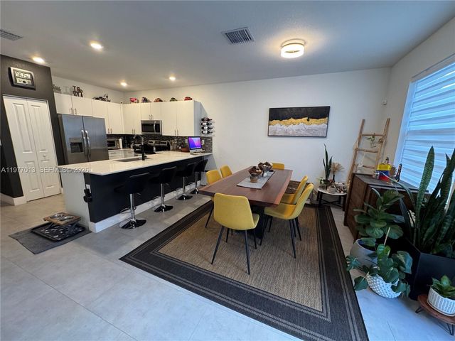 2604 SE 19th Street, Homestead, FL 33035