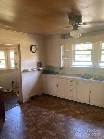 6700 Sisk-Carter Road, Rockwell, NC 28138