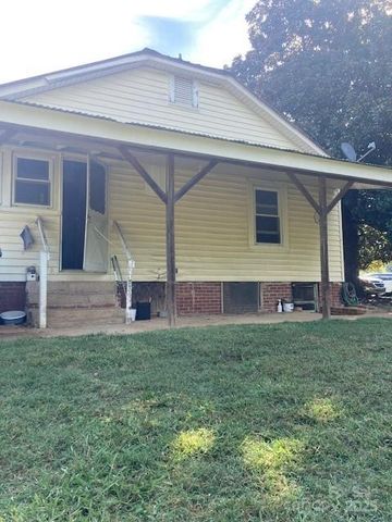 6700 Sisk-Carter Road, Rockwell, NC 28138