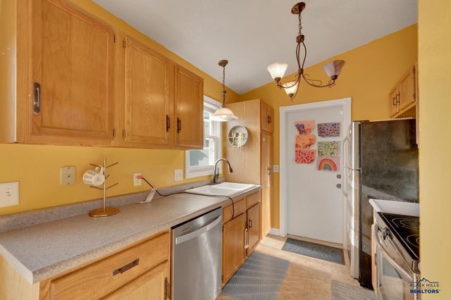 1105 FIR, Rapid City, SD 57701