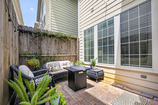 5978 Kansas Street, Houston, TX 77007