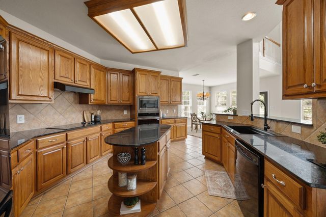 430 Champions DR, Georgetown, TX 78628