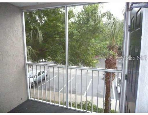 8915 LATREC AVE 2203, Orlando, FL 32819