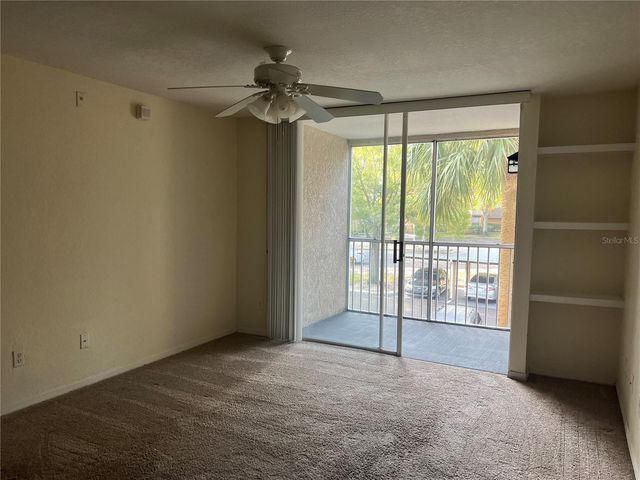 8915 LATREC AVE 2203, Orlando, FL 32819