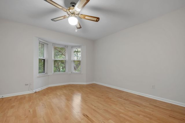 3900 ROYAL OAKS Court, Tallahassee, FL 32309