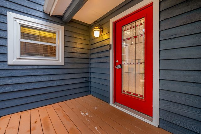 3900 ROYAL OAKS Court, Tallahassee, FL 32309