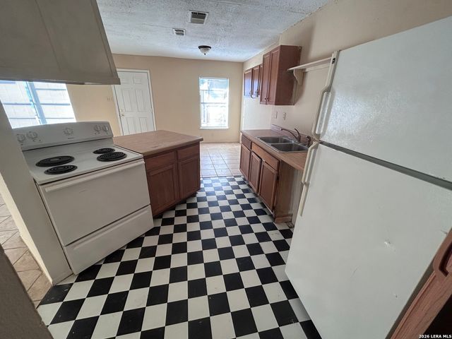7809 Sarepto, San Antonio, TX 78239