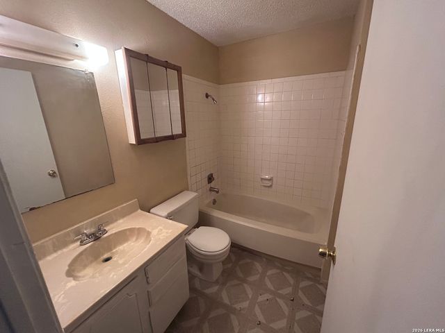 7809 Sarepto, San Antonio, TX 78239