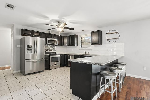 15544 Patricia Dale Dr, Baton Rouge, LA 70819