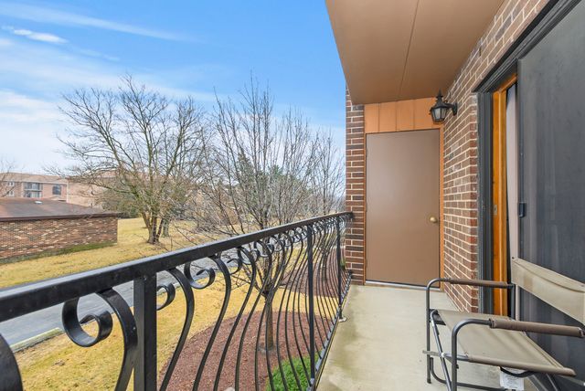 15712 Revere Court D, Oak Forest, IL 60452