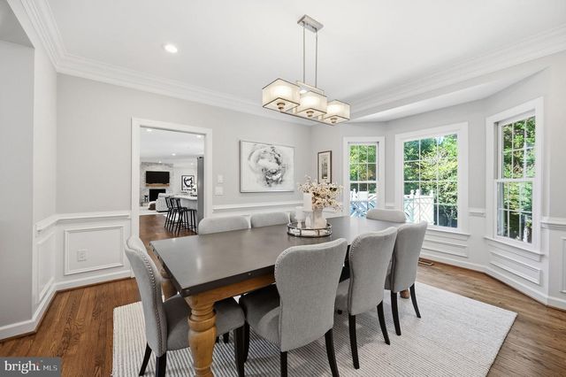 2402 STRYKER AVE, Vienna, VA 22181